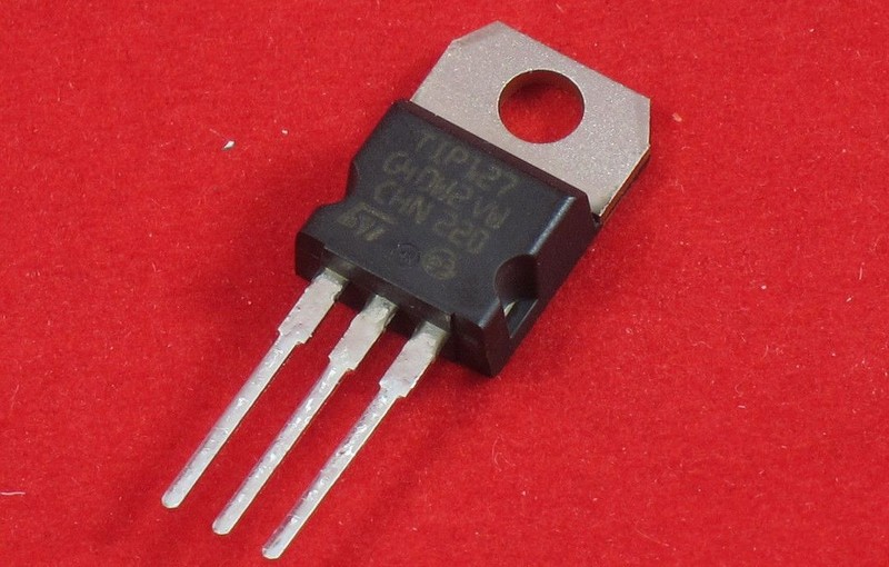 Транзистор TIP127