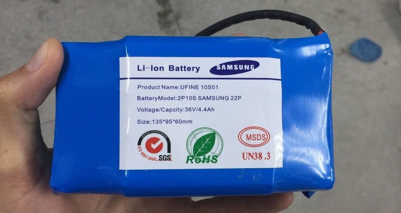 Качественная батарея Samsung
